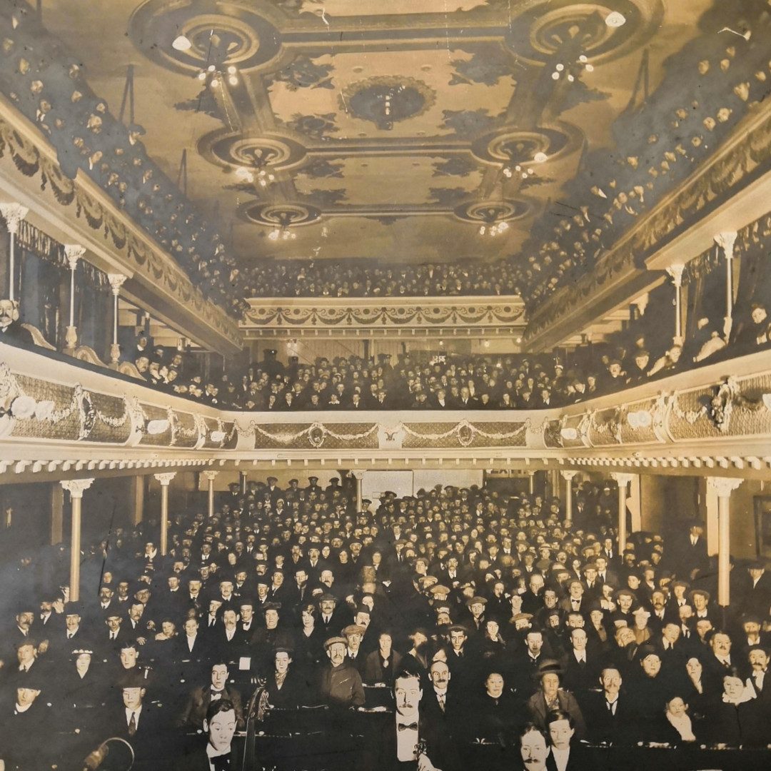 A jam-packed City Varieties audience c.1900