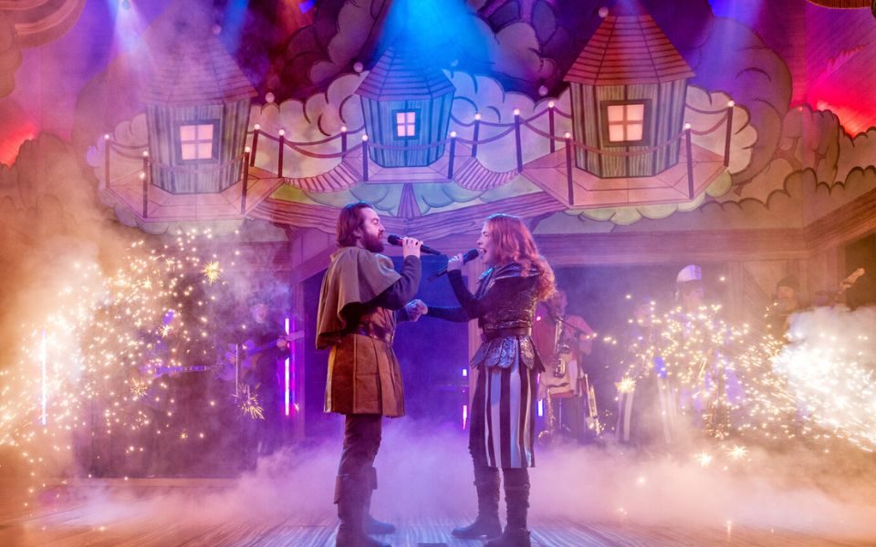 Samuel Pope (Robin Hood) and Lucy Keirl (Maid Marian) Samuel Pope (Robin Hood) and Lucy Keirl (Maid Marian) sing together as fireworks erupt. Credit Ant Robling